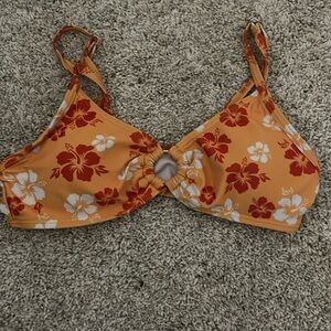 Hawaiian bikini top